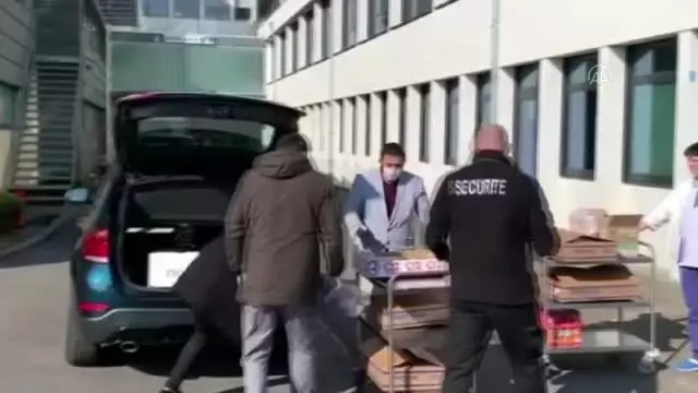 Uluslararası Demokratlar Birliği'nden Belçika'da maske ve gıda yardımı