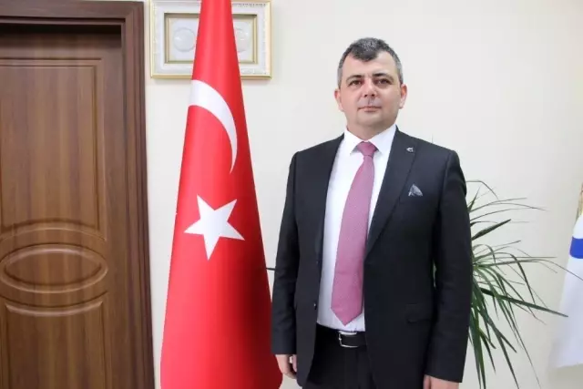 Yaşlılara evlerinde saç ve sakal tıraşı hizmeti Yaşlılara evlerinde saç ve sakal tıraşı hizmeti