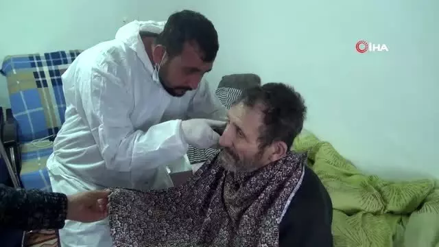Yaşlılara evlerinde saç ve sakal tıraşı hizmeti Yaşlılara evlerinde saç ve sakal tıraşı hizmeti