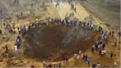 Nijerya’da infilak eden kamyon, ’Meteor düştü’ söylentilerine sebep oldu