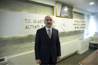 Görevi 4 gün önce devralan Bakan Karaismailoğlu, ilk icraatı için kolları sıvadı Görevi 4 gün önce devralan Bakan Karaismailoğlu, ilk icraatı için kolları sıvadı