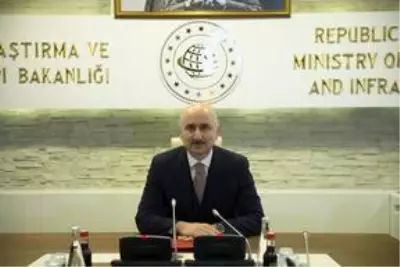 Görevi 4 gün önce devralan Bakan Karaismailoğlu, ilk icraatı için kolları sıvadı Görevi 4 gün önce devralan Bakan Karaismailoğlu, ilk icraatı için kolları sıvadı