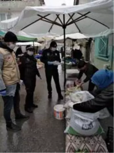 Cuma Pazarı'na Korona virüs önlemi Cuma Pazarı'na Korona virüs önlemi