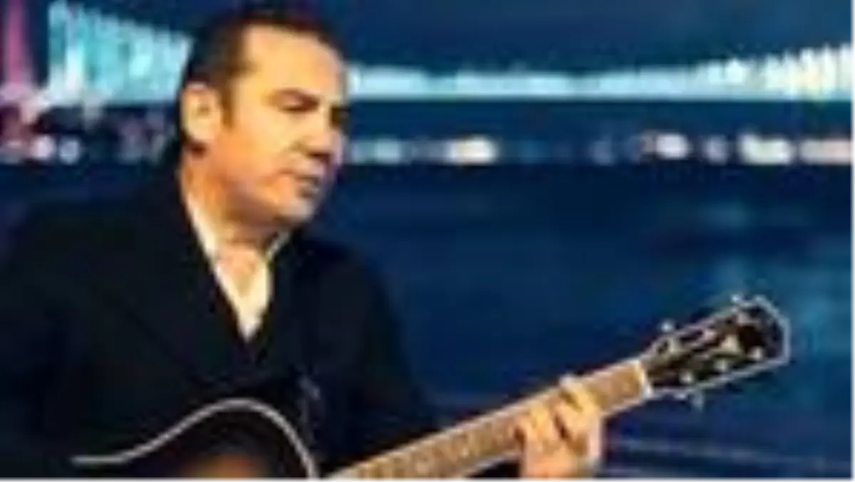 Ferhat Göçer'den moral şarkısı