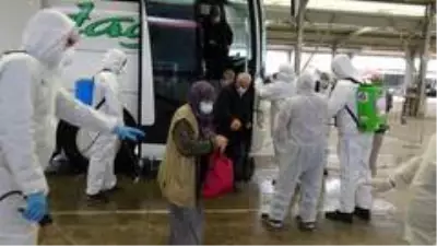 Sındırgılı umreciler döndü Sındırgılı umreciler döndü