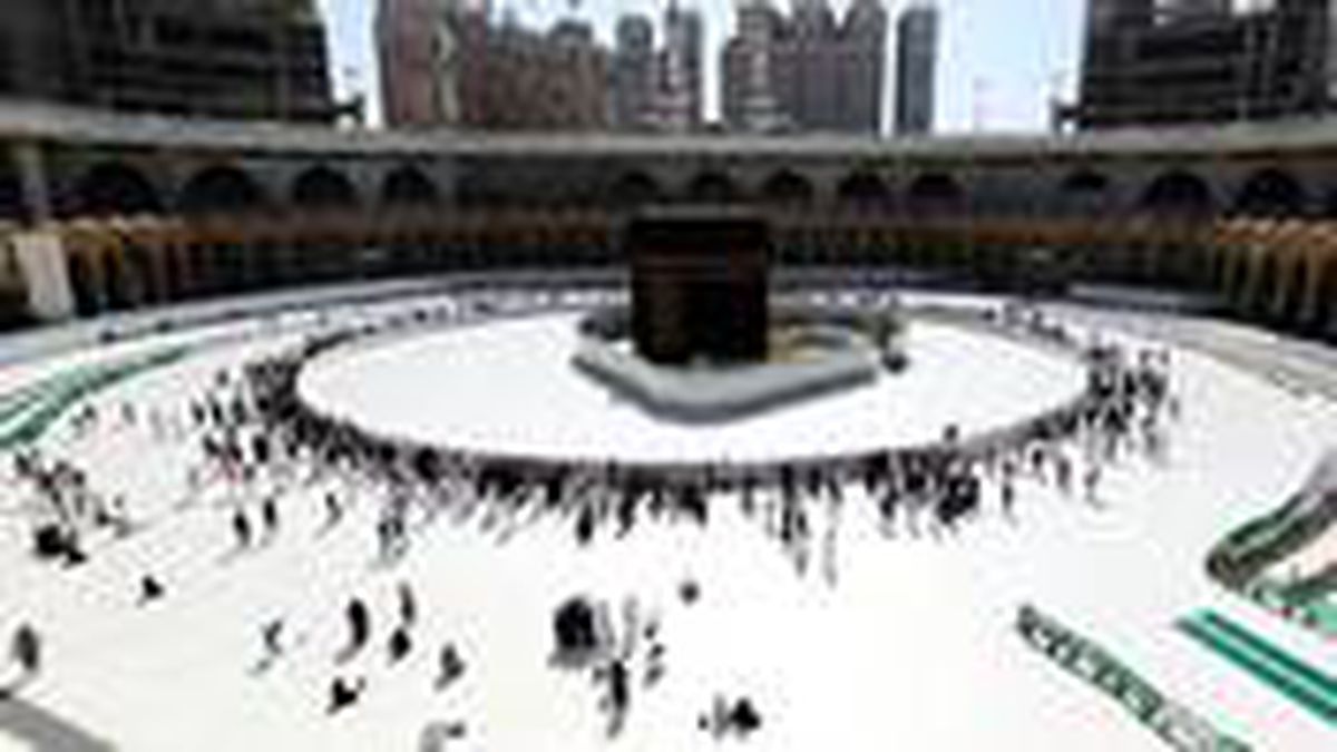 Suudi Arabistan'dan Müslümanlara hac çağrısı: Planlarınızı erteleyin