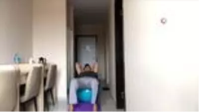 Yurtta karantinada bulunan öğrenciler yaşadıklarını anlattı Yurtta karantinada bulunan öğrenciler yaşadıklarını anlattı