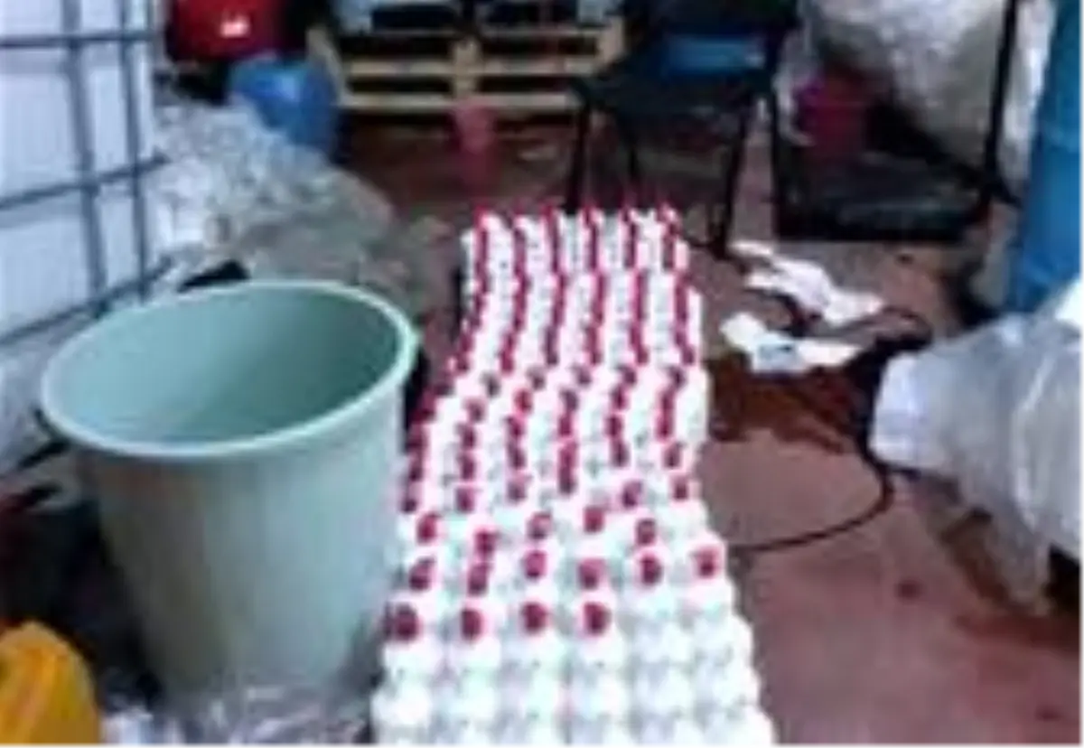 2 milyon TL’lik dezenfektan ile binlerce maskeye el konuldu 