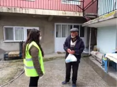 65 yaş üstü vatandaşlara üç öğün sıcak yemek hizmeti 65 yaş üstü vatandaşlara üç öğün sıcak yemek hizmeti