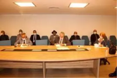 Antalya'da sosyal mesafeli maskeli ihale imza töreni Antalya'da sosyal mesafeli maskeli ihale imza töreni