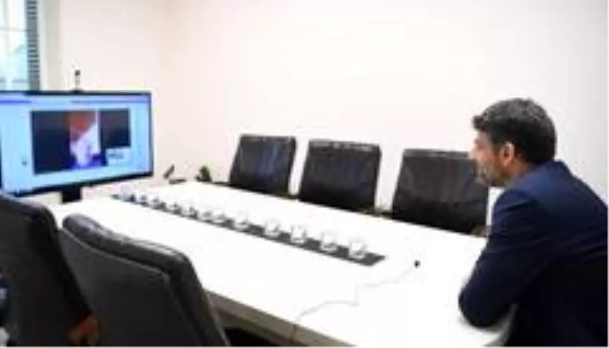 Başkan Kocaman'dan dijital toplantı düzenledi