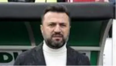Bülent Uygun'dan corona virüs mesajı: 'Millet olarak bu maçı kazanacağız' Bülent Uygun'dan corona virüs mesajı: 'Millet olarak bu maçı kazanacağız'