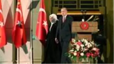 Cumhurbaşkanı Erdoğan ve eşi, koronadan vefat eden Cemil Taşçıoğlu için taziye mesajı yayınladı Cumhurbaşkanı Erdoğan ve eşi, koronadan vefat eden Cemil Taşçıoğlu için taziye mesajı yayınladı