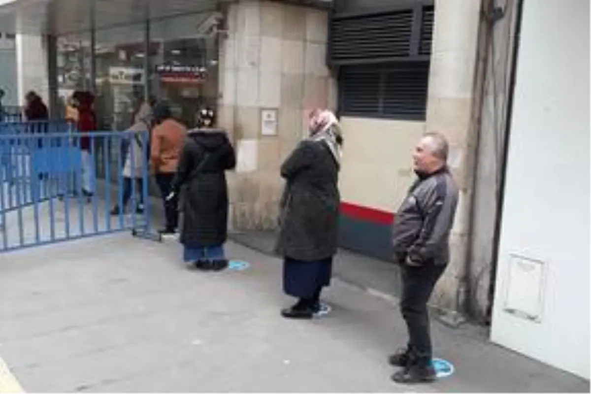 Elazığ'da koronavirüs karşı sosyal mesafe ayarı