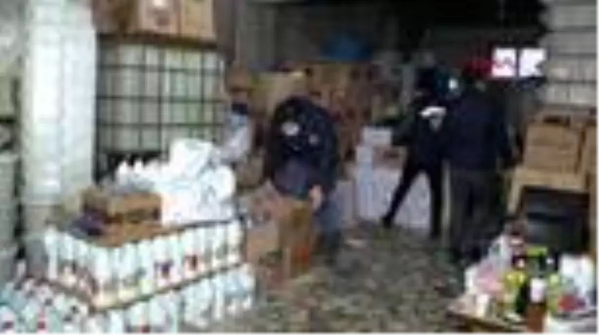 İSTANBUL'DA SAHTE KOLONYA VE DETERJAN OPERASYONU