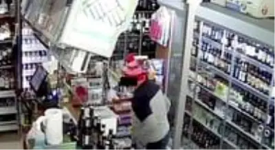 Alkol almak için kaçan şahsın, temas ettiği kişiler karantinaya alındı Alkol almak için kaçan şahsın, temas ettiği kişiler karantinaya alındı