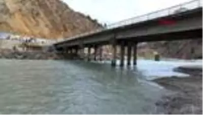 Tunceli'de kayıp uzman çavuş ve Gülistan'dan bugün de iz yok Tunceli'de kayıp uzman çavuş ve Gülistan'dan bugün de iz yok