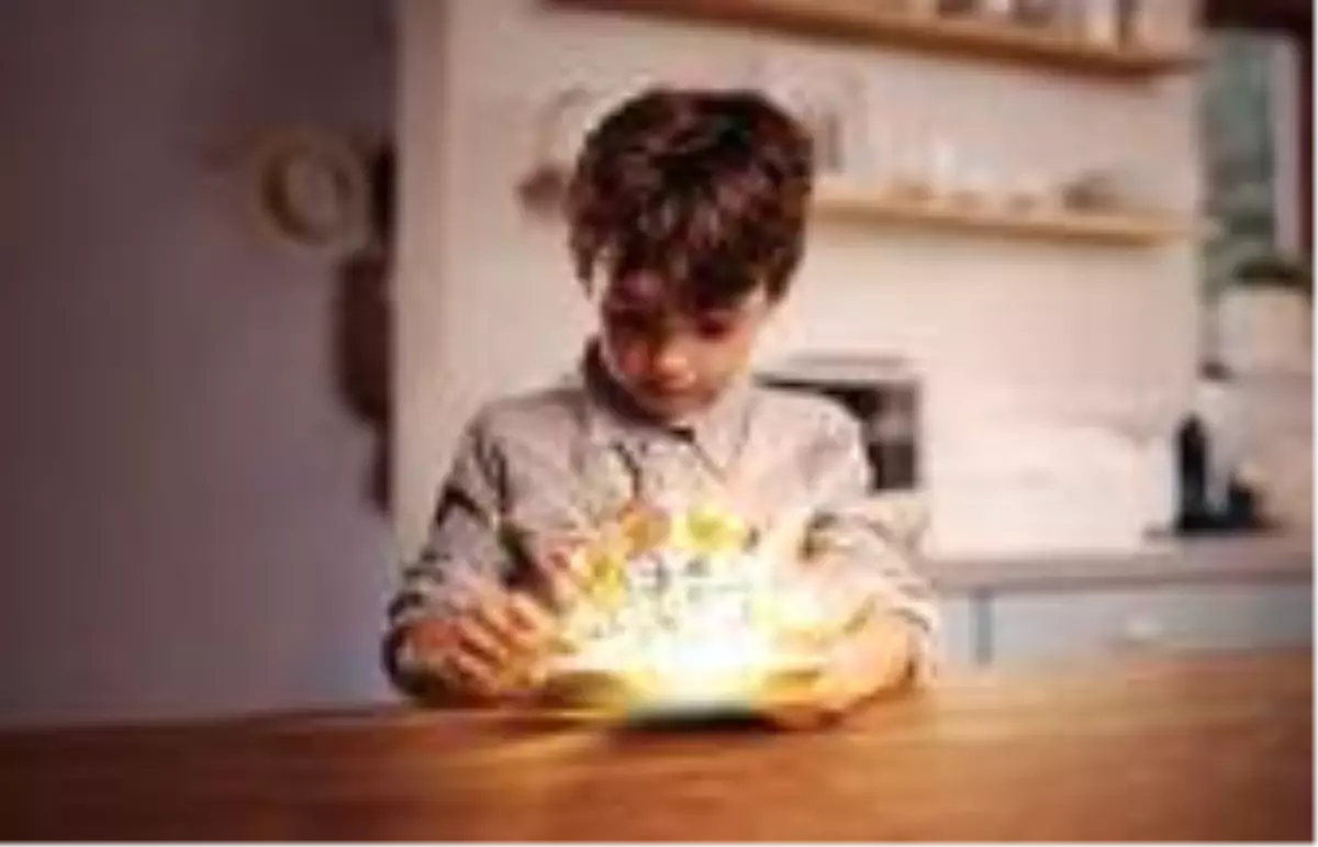 Turkcell, otizmli çocukların duyguları daha kolay öğrenmesini sağlayacak