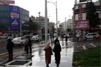 Yurt genelinde evde kal çağrısına büyük oranda uyuluyor