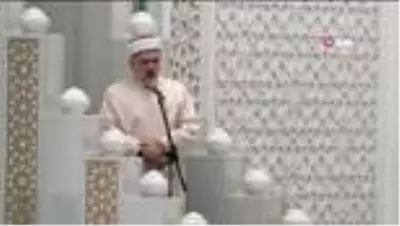 Ahmet Hamdi Akseki Camii'nde temsilen cuma namazı kılındı Ahmet Hamdi Akseki Camii'nde temsilen cuma namazı kılındı