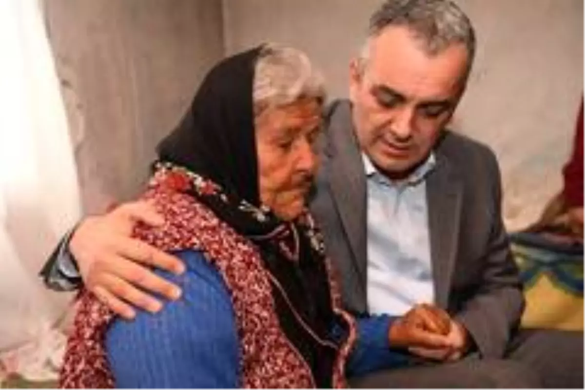 Alzheimer hastası 83 yaşındaki Elif nineye ev sürprizi