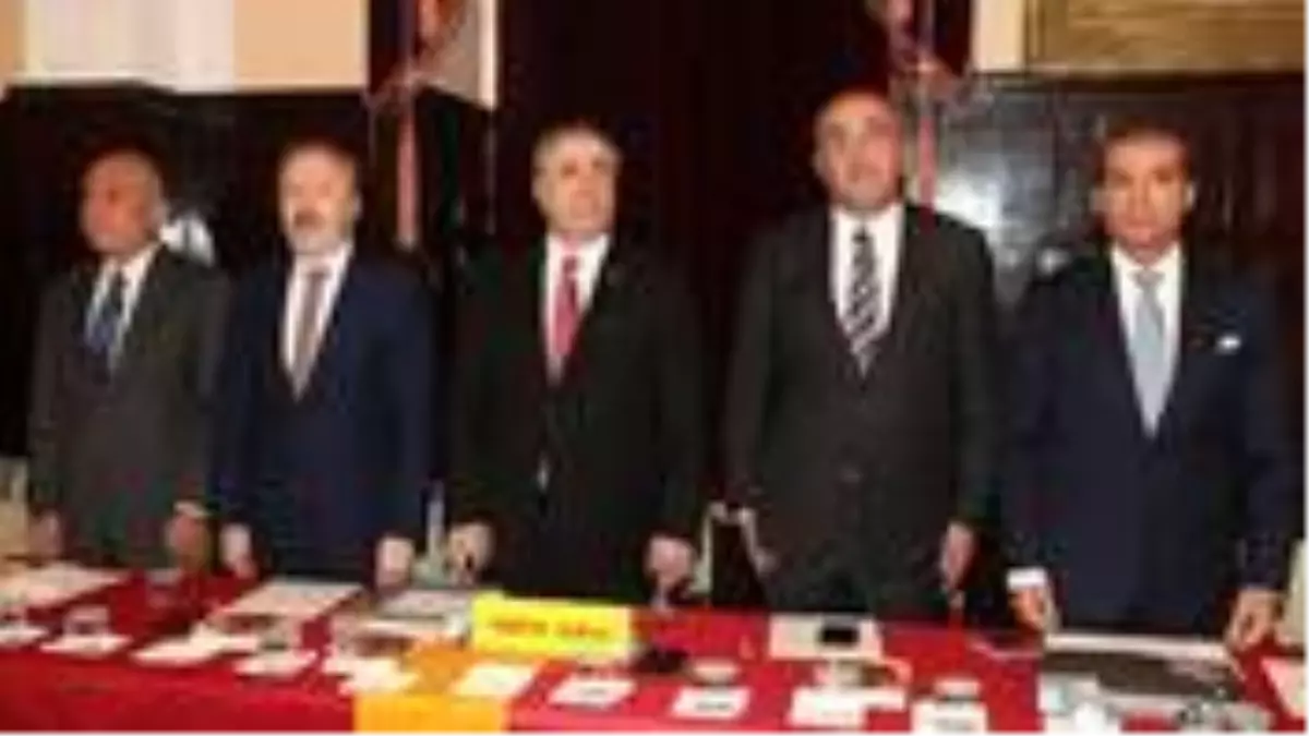 Çalışan maaşlarından kesinti yapan Galatasaray, geri adım attı ve kalan miktarı hesaplara yatırdı