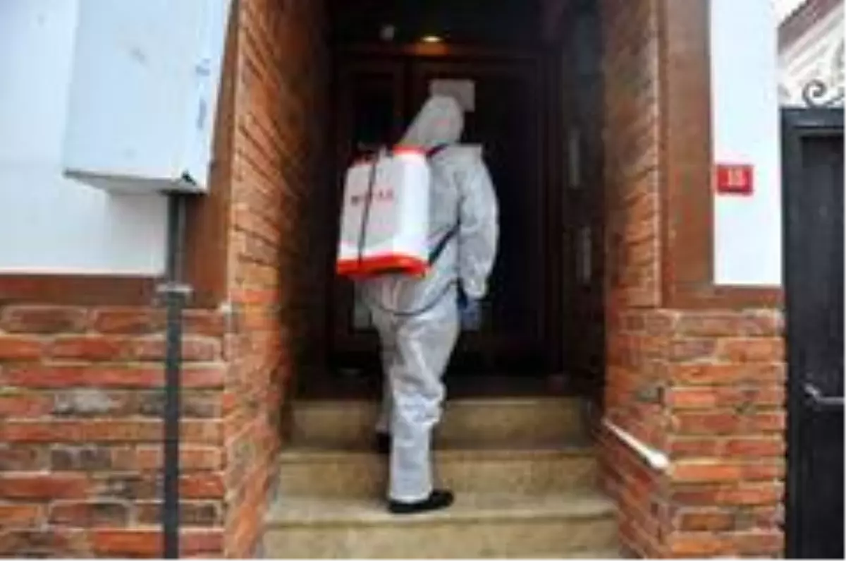 Eyüpsultan Belediyesi ekiplerinin yoğun 'korona' mesaisi