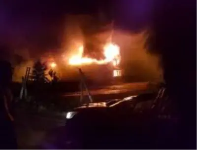 Kartal'ın eski Belediye Başkanı Öz'ün malikanesinde yangın çıktı Kartal'ın eski Belediye Başkanı Öz'ün malikanesinde yangın çıktı