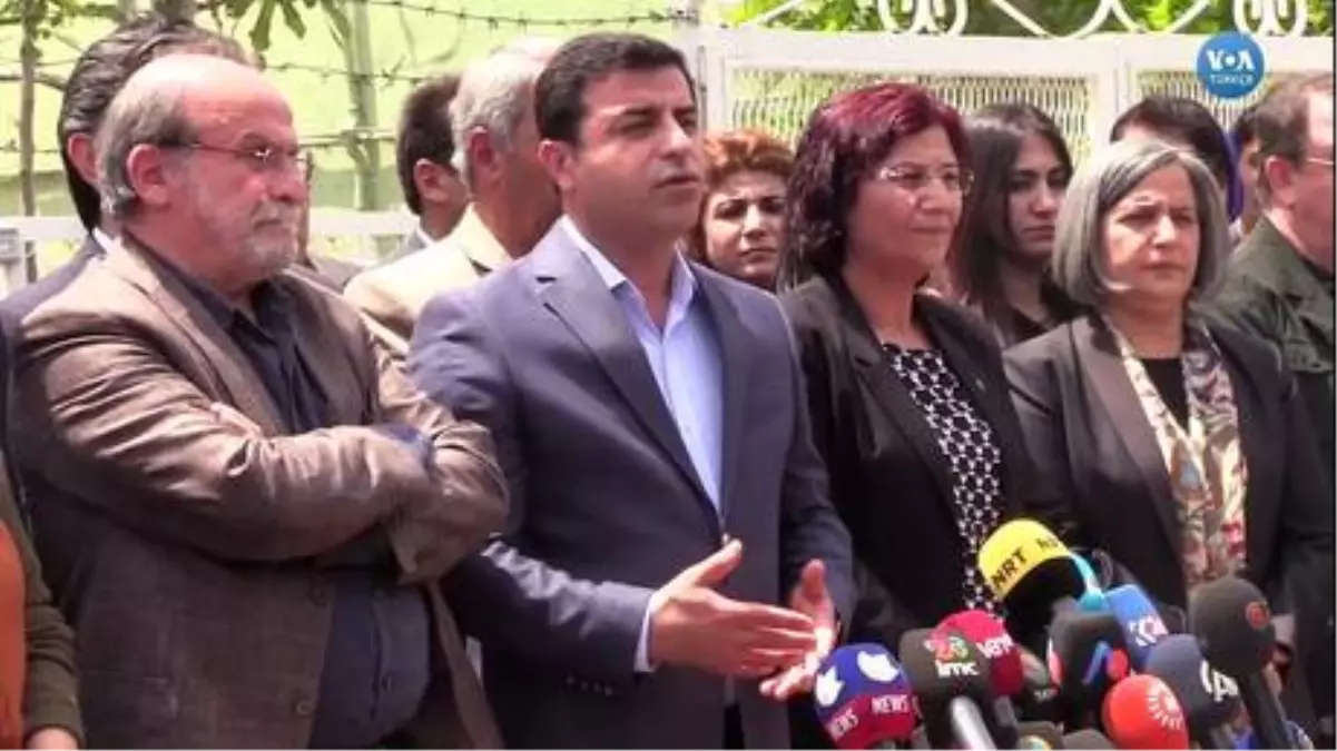 Mahkum Yakınlarından Çağrı: 'Siyasi Tutukluları da Bırakın'