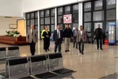 Vali Şentürk'ten Seyahat İzin Kurulu'nda inceleme