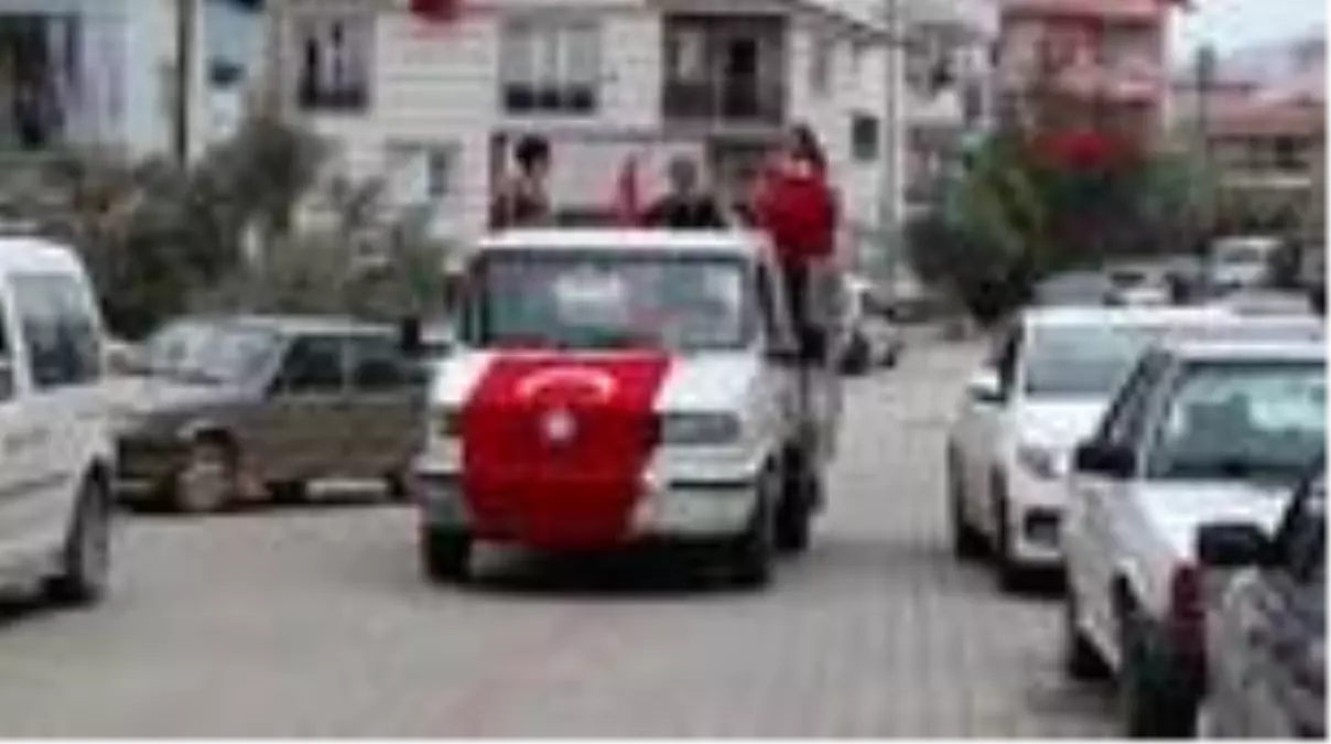 DENİZLİ Moral orkestrası vatandaşı eğlendirdi
