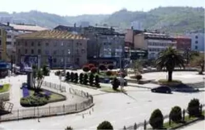 Giresun iki arada bir derede kaldı