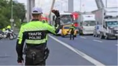 Son dakika: İstanbul'a giriş çıkış izni verilen istisnalar listesine iki madde daha eklendi Son dakika: İstanbul'a giriş çıkış izni verilen istisnalar listesine iki madde daha eklendi