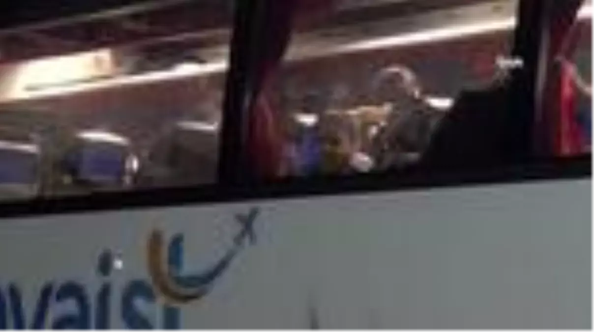 Türkiye'de bulunan Cezayir vatandaşları Samsun üzerinden ülkelerine gönderildiTürkiye'de ki...