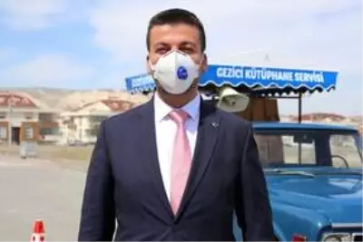 Ürgüp Belediyesinden klasik araçla 'gezici kütüphane' hizmeti Ürgüp Belediyesinden klasik araçla 'gezici kütüphane' hizmeti