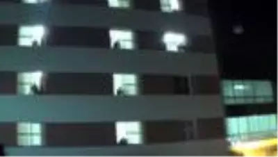 Yurtlarda izole altına alınan infaz koruma memurlarına uzaktan moral verdiler Yurtlarda izole altına alınan infaz koruma memurlarına uzaktan moral verdiler