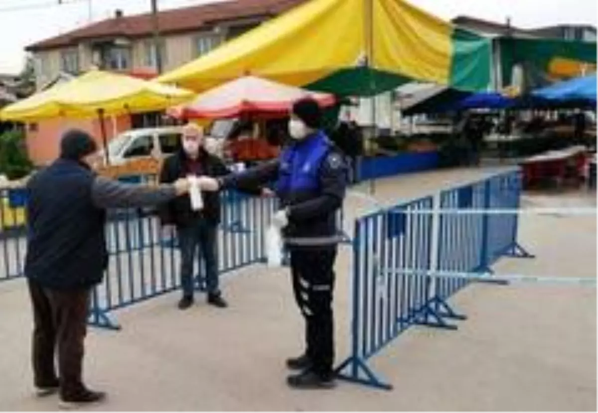 Kartepe'de pazar yerlerinde düzenleme yapıldı