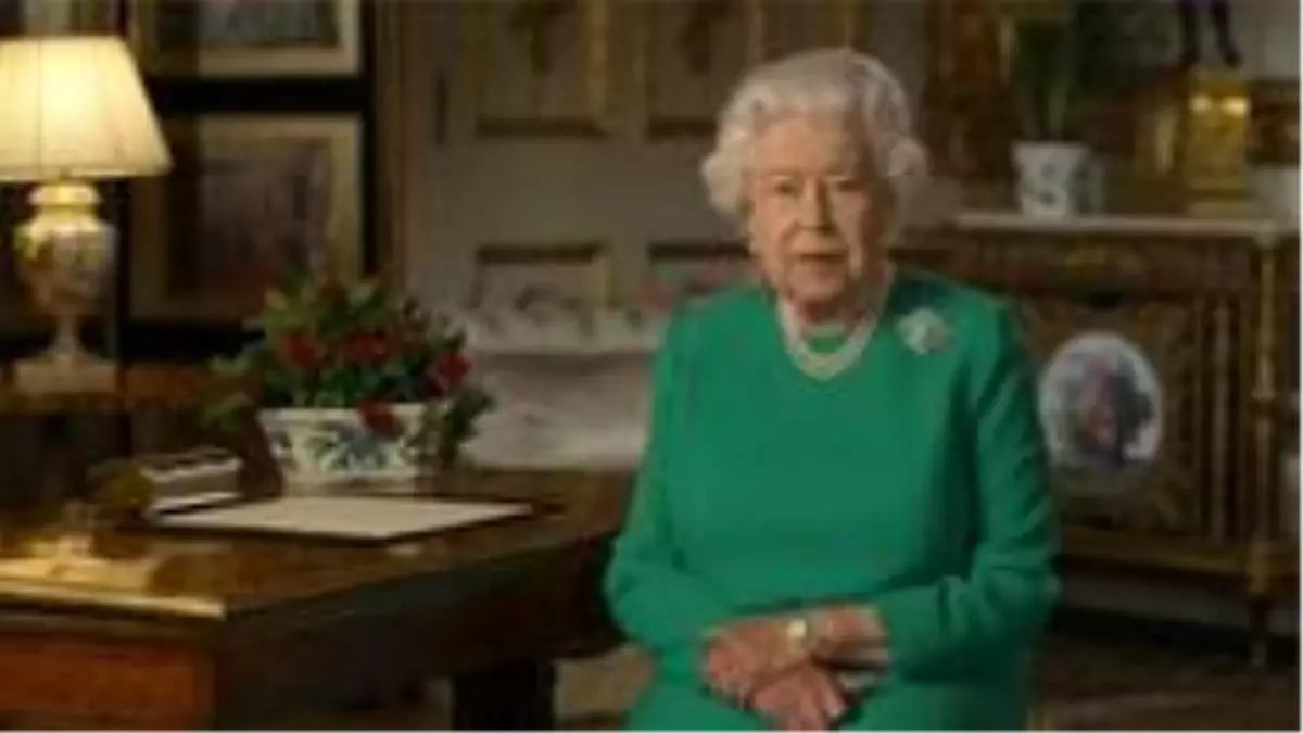 İngiltere Kraliçesi Elizabeth: Karantina günleri dua ve meditasyon için bir fırsat