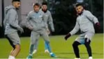 Trabzonsporlu futbolculardan örnek hareket