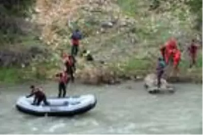 Tunceli'de kayıp uzman çavuş ve Gülistan'dan bugün de iz yok