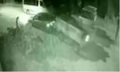 4 dakikada yapılan römork hırsızlığı güvenlik kamerasında