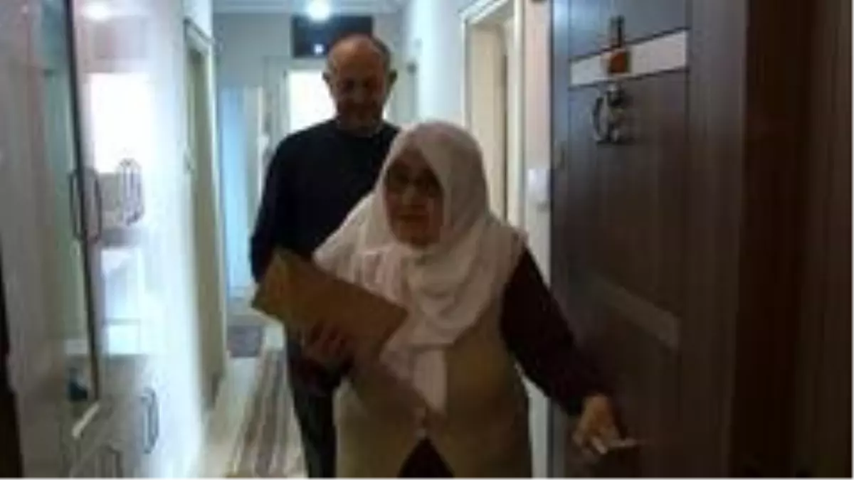 77 yaşındaki Hatice nineden duygulandıran bağış