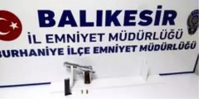 Balıkesir'de polis son 1 ayda 87 silah yakaladı Balıkesir'de polis son 1 ayda 87 silah yakaladı