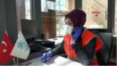Erzurumlu Mehmet, kumbarasındaki 43 lirayı kampanyaya bağışladı Erzurumlu Mehmet, kumbarasındaki 43 lirayı kampanyaya bağışladı