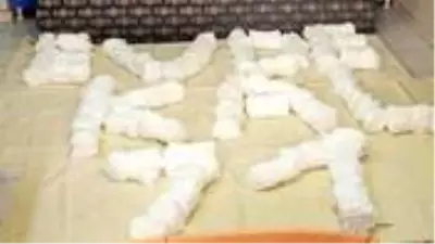 Kırıkkale'de kaçak maske üreten psikolog, öğretmen ve mühendis yakalandı Kırıkkale'de kaçak maske üreten psikolog, öğretmen ve mühendis yakalandı
