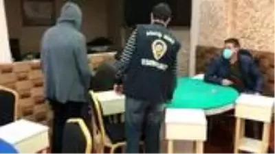 Bu kadarına da pes! Mühürlenen kahvehane ikinci kez kepenk açtı Bu kadarına da pes! Mühürlenen kahvehane ikinci kez kepenk açtı
