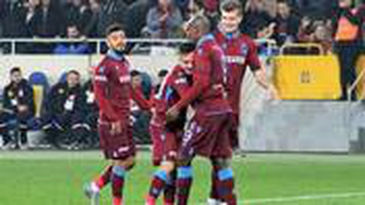 Trabzonspor'da Erce ve Sörloth, şehirden ayrıldı