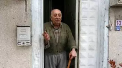 Zabıtaya hitabıyla duygulandıran Burhan amca hastaneye kaldırıldı
