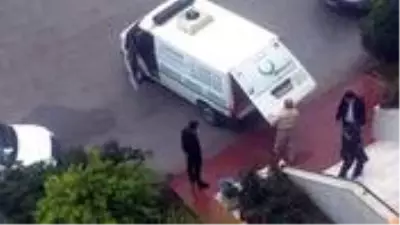 4 yaşındaki çocuğunu boğarak öldüren kadın, kardeşinin ihbarı ile yakalandı 4 yaşındaki çocuğunu boğarak öldüren kadın, kardeşinin ihbarı ile yakalandı