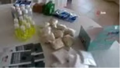 Çekmeköy'de maskeler evlere bırakılıyor Çekmeköy'de maskeler evlere bırakılıyor